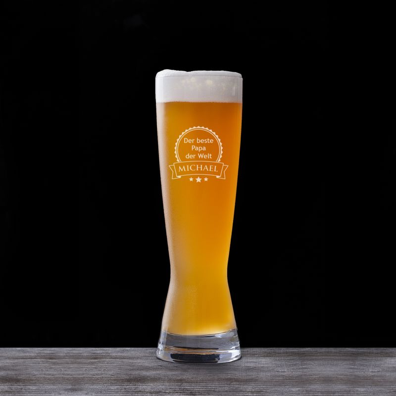 GRAVURZEILE Leonardo Weizenglas Mit Gravur „Fistbump Papa“ & Namen, 740 Ml, Robust – Personalisiertes Vatertagsgeschenk